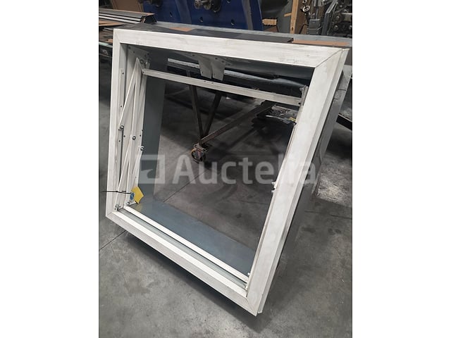Skylux Skymax CE Opening System – 1160 × 1160 mm – onvolledig – kavel bij Auctelia, La Louvière