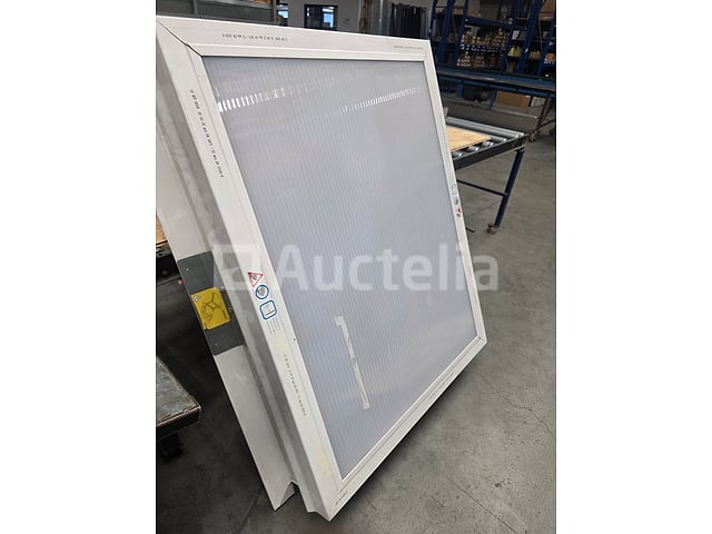 Skylux Skymax CE rookvent met PVC-randsteen – 1000 × 1300 mm – foto 2 – kavel bij Auctelia, La Louvière