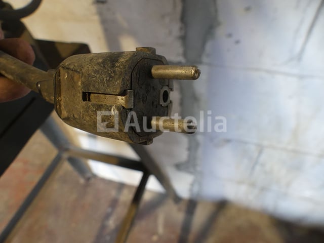 Slijpmachine met standaard – foto 5 – kavel bij Auctelia, Binche