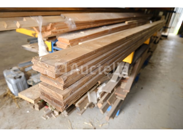 Sparrenplankset – foto 4 – kavel bij Auctelia, Havelange