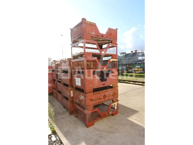 Stapelbare metalen bakken – foto 2 – kavel bij Auctelia, Antwerpen