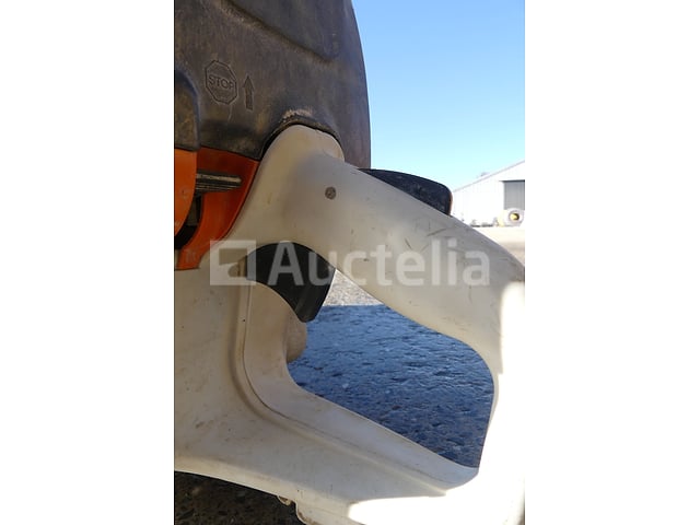 Stihl TS800 Thermische Draagbare Vloerzaag – foto 8 – kavel bij Auctelia, Tintigny