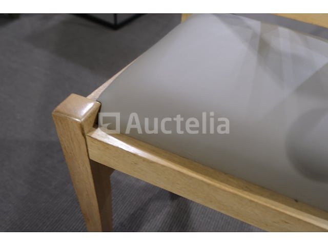 Stoelenset – foto 7 – kavel bij Auctelia, Mont-de-l'Enclus