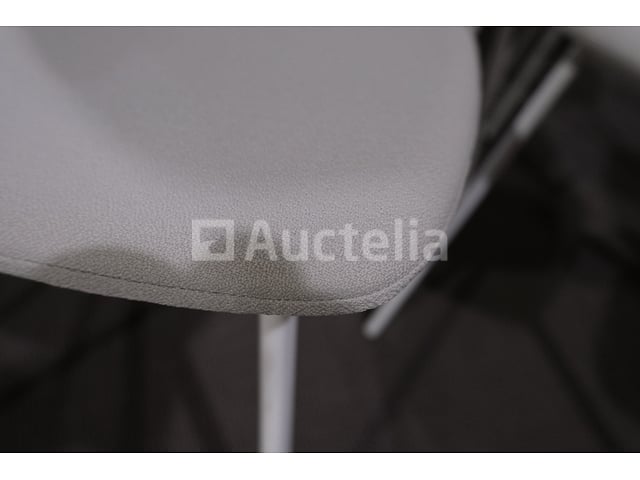 Stoelenset – foto 4 – kavel bij Auctelia, Mont-de-l'Enclus