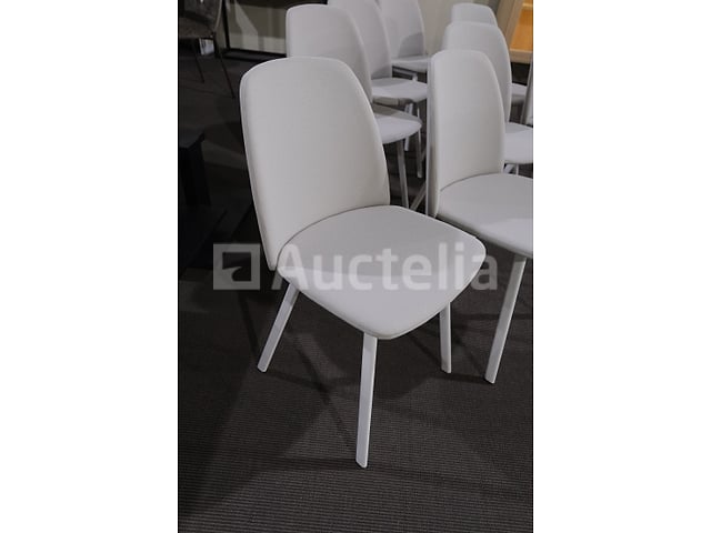 Stoelenset – foto 2 – kavel bij Auctelia, Mont-de-l'Enclus