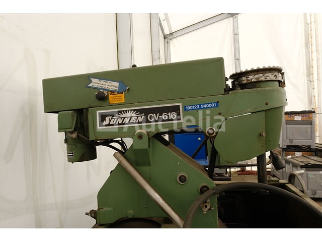 Sunnen CV-616 Industriële Verticale Lappmachine – foto 7 – kavel bij Auctelia, Mechelen