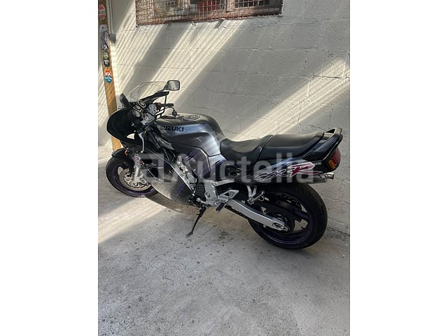 Suzuki Motorfiets - GSX-R 1100 W – foto 5 – kavel bij Auctelia, Paliseul