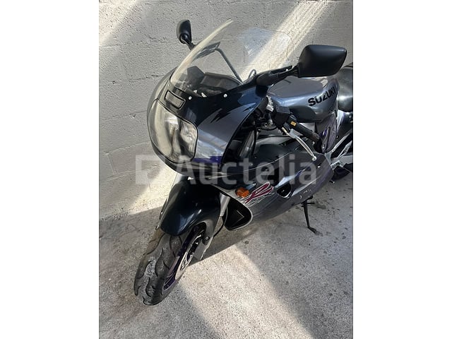 Suzuki Motorfiets - GSX-R 1100 W – foto 7 – kavel bij Auctelia, Paliseul