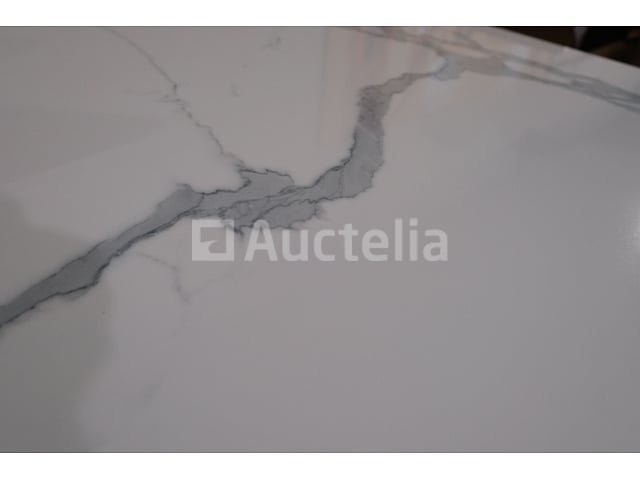 Tabel – foto 3 – kavel bij Auctelia, Mont-de-l'Enclus