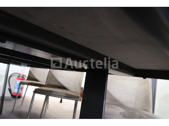 Tafel- en stoelenset – foto 4 – kavel bij Auctelia, Mont-de-l'Enclus