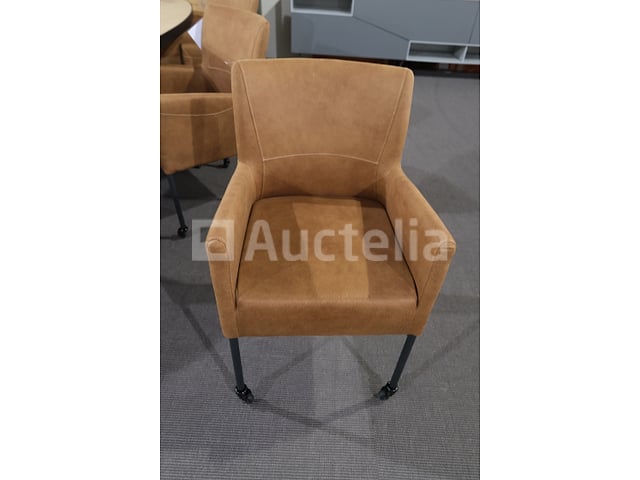 Tafel- en stoelenset – foto 6 – kavel bij Auctelia, Mont-de-l'Enclus