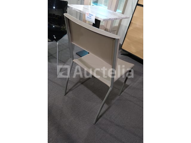 Tafel- en stoelenset – foto 6 – kavel bij Auctelia, Mont-de-l'Enclus