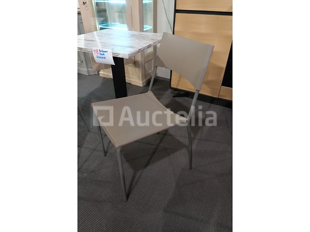 Tafel- en stoelenset – foto 5 – kavel bij Auctelia, Mont-de-l'Enclus