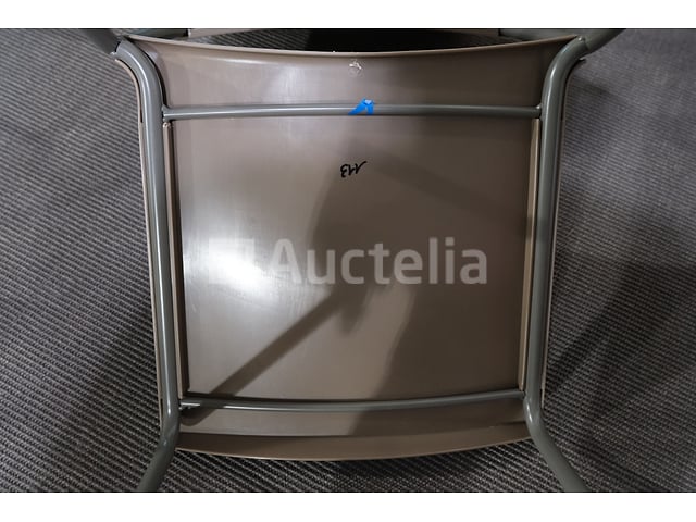 Tafel- en stoelenset – foto 7 – kavel bij Auctelia, Mont-de-l'Enclus