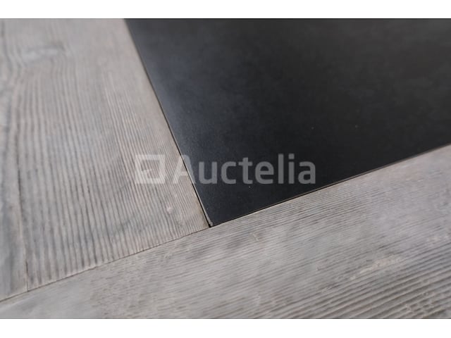 Tafel- en stoelenset – foto 8 – kavel bij Auctelia, Mont-de-l'Enclus