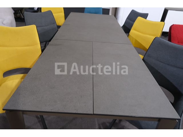 Tafel met stoel – foto 3 – kavel bij Auctelia, Mont-de-l'Enclus