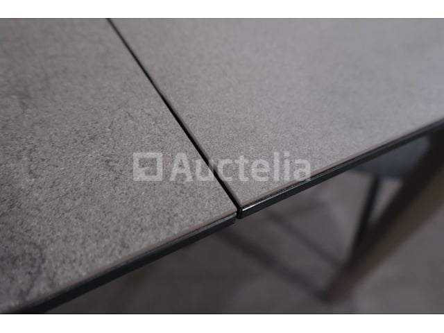 Tafel met stoel – foto 4 – kavel bij Auctelia, Mont-de-l'Enclus