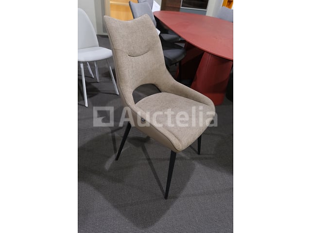 Tafel met stoelen – foto 6 – kavel bij Auctelia, Mont-de-l'Enclus