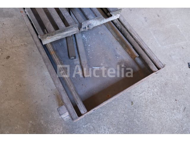 Tafelzaag – foto 6 – kavel bij Auctelia, La Louvière