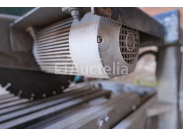 Tafelzaag – foto 7 – kavel bij Auctelia, La Louvière