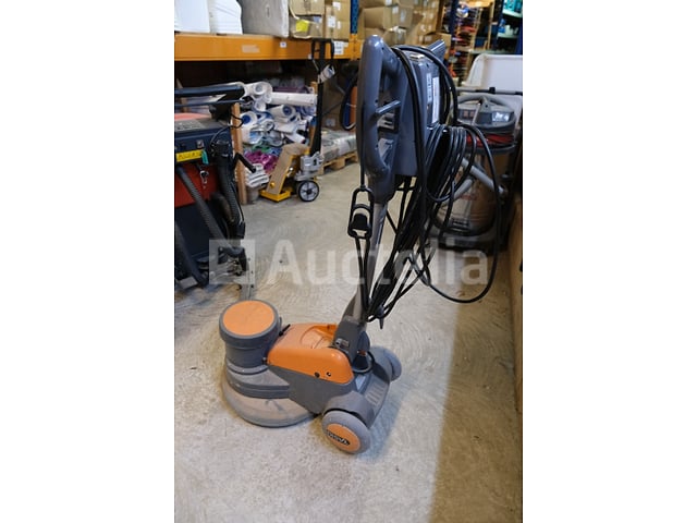 Taski Ergodisc 400 vloerschrobmachine – foto 5 – kavel bij Auctelia, Ottignies-Louvain-la-Neuve