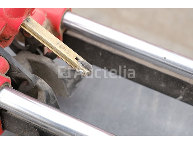 Tegelsnijder Rubi TX-700 – foto 3 – kavel bij Auctelia, Mechelen