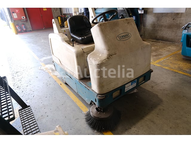 Tennant 6200 Elektrische Ride-on Schrubberdroger – foto 2 – kavel bij Auctelia, Antwerpen