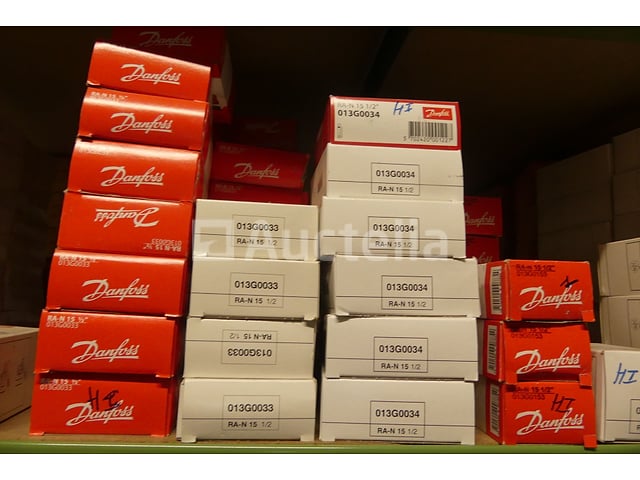 Thermostatische klepassemblage en accessoires – foto 9 – kavel bij Auctelia, Charleroi