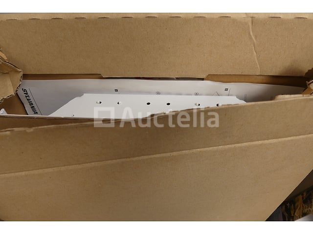 TL-buizen, plafondlampen – foto 4 – kavel bij Auctelia, Braine-l'Alleud