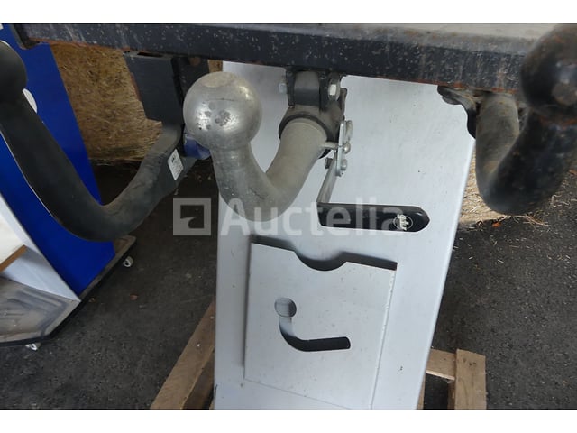 Trailer hitch tentoongesteld – foto 6 – kavel bij Auctelia, Fauvillers