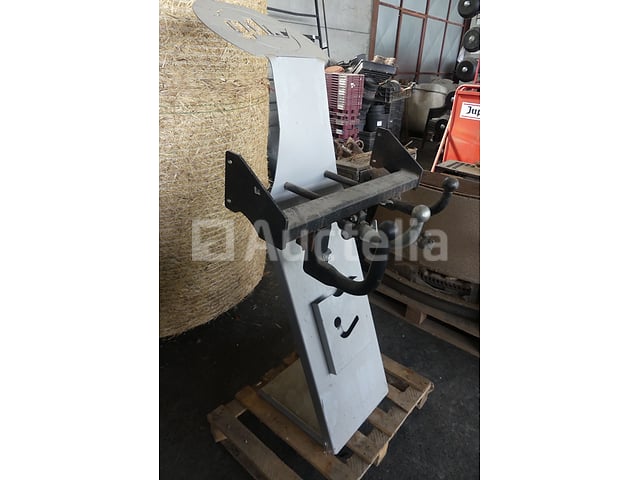 Trailer hitch tentoongesteld – foto 2 – kavel bij Auctelia, Fauvillers