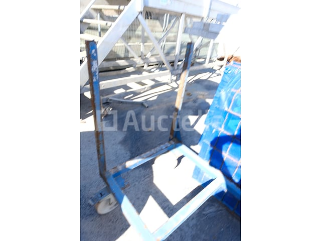Trolley met wielen – foto 4 – kavel bij Auctelia, Paliseul