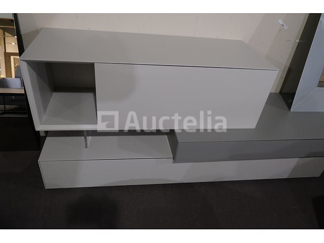 TV-meubel met plank – foto 2 – kavel bij Auctelia, Mont-de-l'Enclus