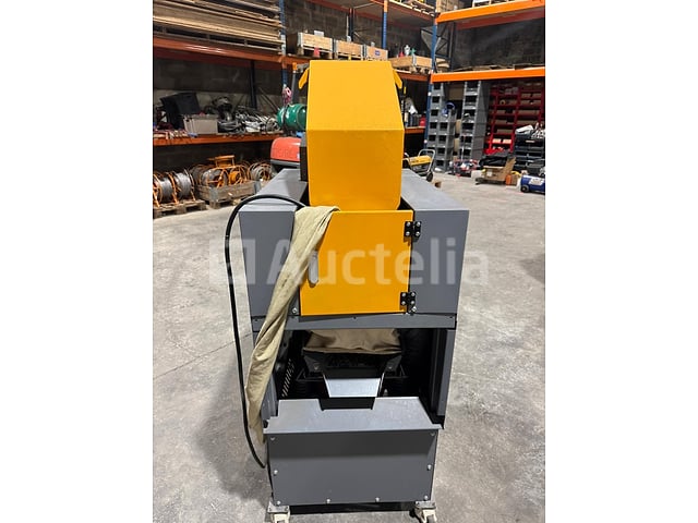 VANER elektrische kabelversnipperaar-granulator – foto 3 – kavel bij Auctelia, Jodoigne