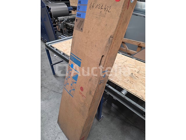 Velux SML PK10 elektrische rolluik donkergrijs – 940 × 1600 mm – foto 3 – kavel bij Auctelia, La Louvière