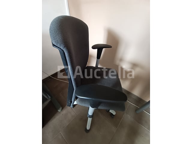 Verstelbare bureaustoel – foto 4 – kavel bij Auctelia, Anderlecht