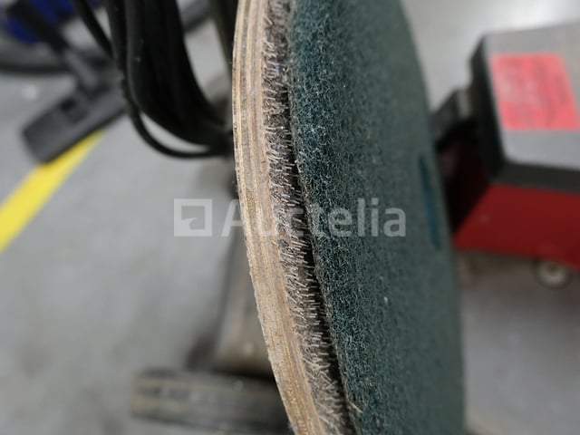 Victor Europa 450 vloerschrijvermachine – foto 7 – kavel bij Auctelia, Ottignies-Louvain-la-Neuve