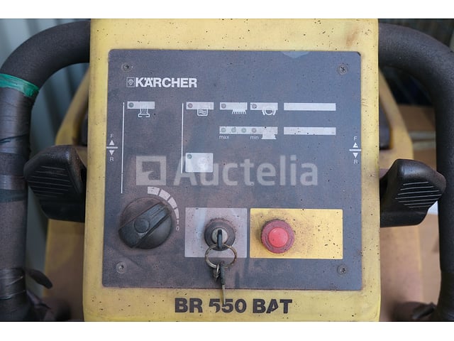 Vloerwasser (voor onderdelen) Karcher BR 550 BAT – foto 3 – kavel bij Auctelia, Cuesmes