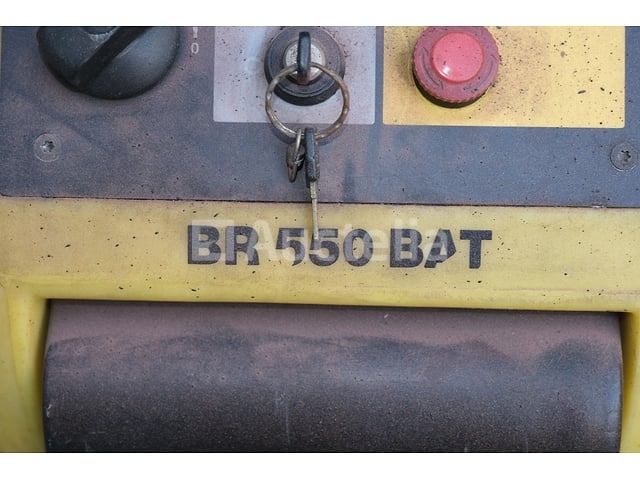 Vloerwasser (voor onderdelen) Karcher BR 550 BAT – foto 2 – kavel bij Auctelia, Cuesmes