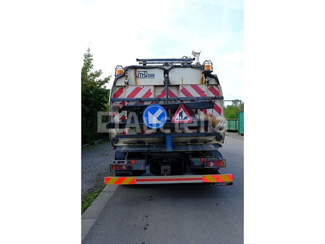 Volvo Brush Truck (2009-84,265 km)(VIN: YV2TBM0A89B546382) – foto 6 – kavel bij Auctelia, Namur