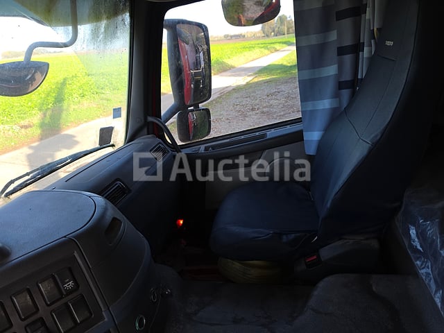 Volvo Truck - FMFH Globetrotter & HIAB Kraan – foto 7 – kavel bij Auctelia, Petit-Enghien