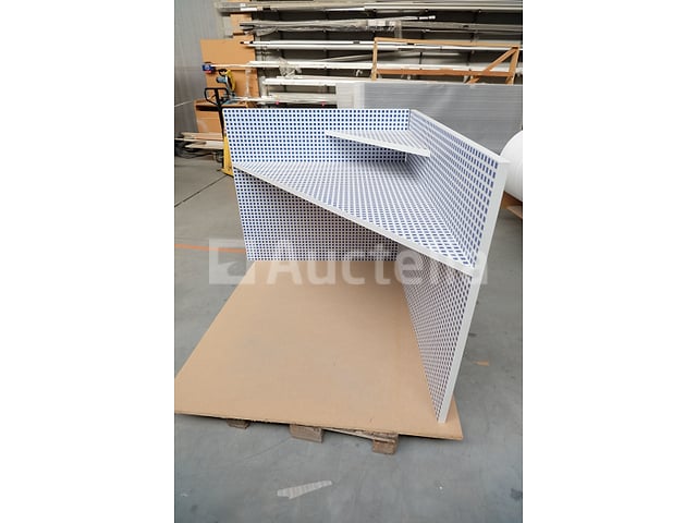 Voorbereidingstafel – foto 2 – kavel bij Auctelia, Kortrijk