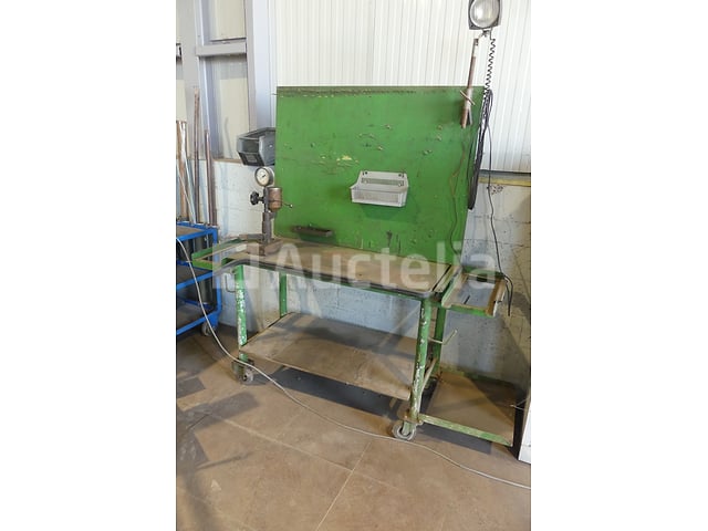 Werkbanken, injectortester – foto 2 – kavel bij Auctelia, Binche