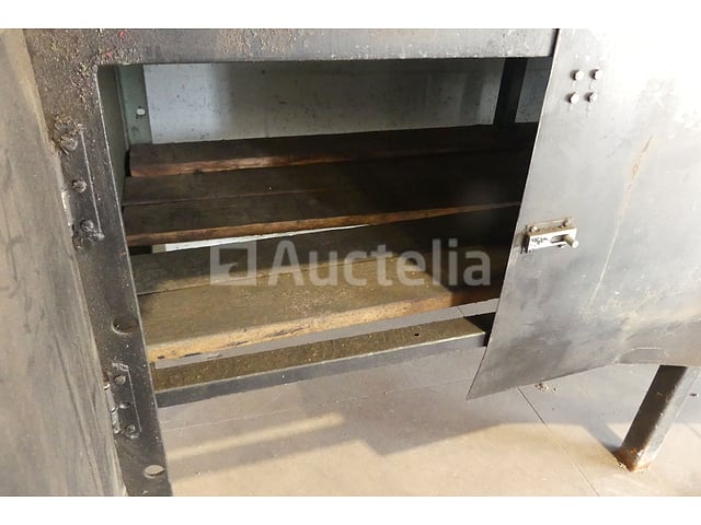 Werkmeubilair – foto 6 – kavel bij Auctelia, Binche
