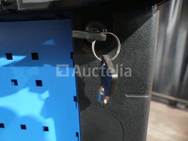 Werkplaatskarretje met HBM-werktuigmachines – foto 3 – kavel bij Auctelia, Éghezée