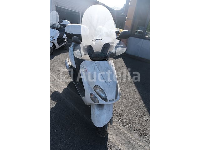 Yamaha Scooter (VIN:VTLSE066000038227) – foto 2 – kavel bij Auctelia, Flémalle