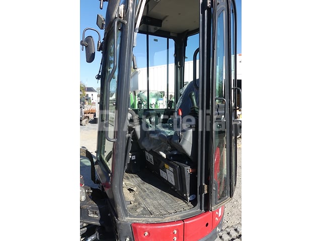 Yanmar VIO23-6 Mini Rupsgraafmachine (2023-1,157 Uur-serie:YMRVIO23LNYJ62080) – foto 9 – kavel bij Auctelia, Tintigny