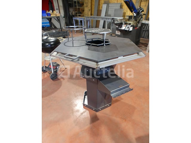 Zeshoekige plancha-brazier – foto 2 – kavel bij Auctelia, Éghezée
